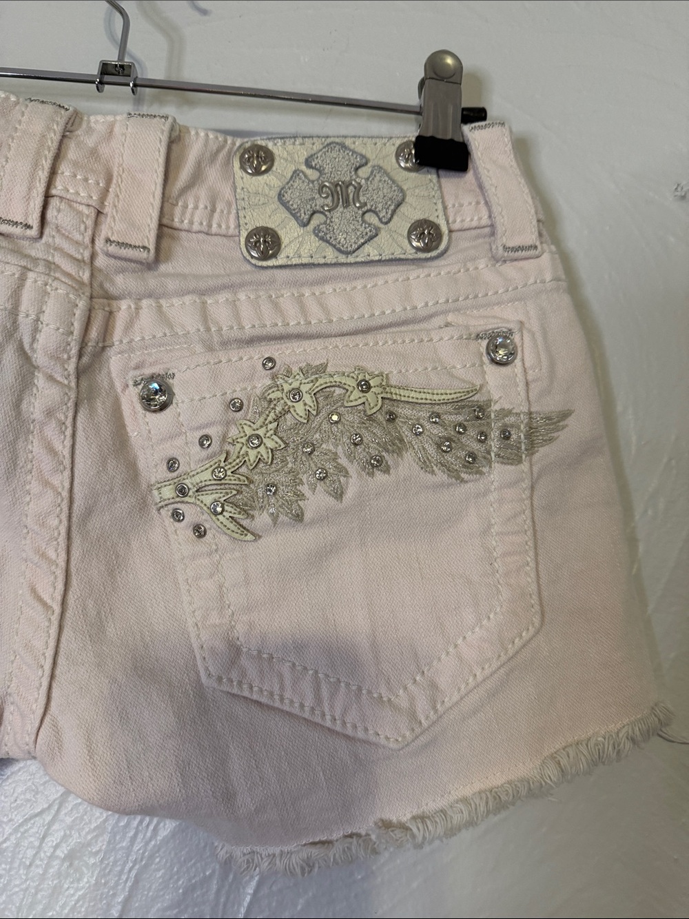 White Miss Me short